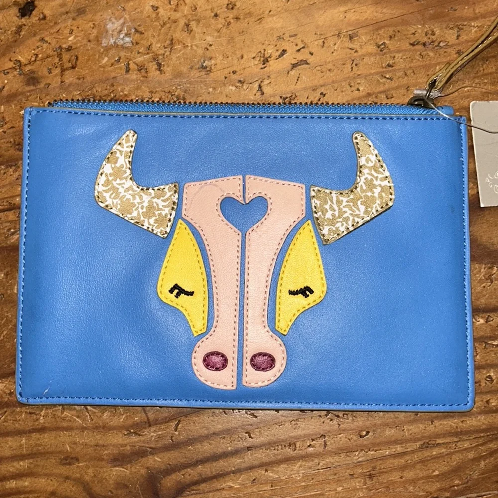 ANTHROPOLOGIE TAURUS NWTs Cute, patterned, wristlet zodiac leather zip top boho